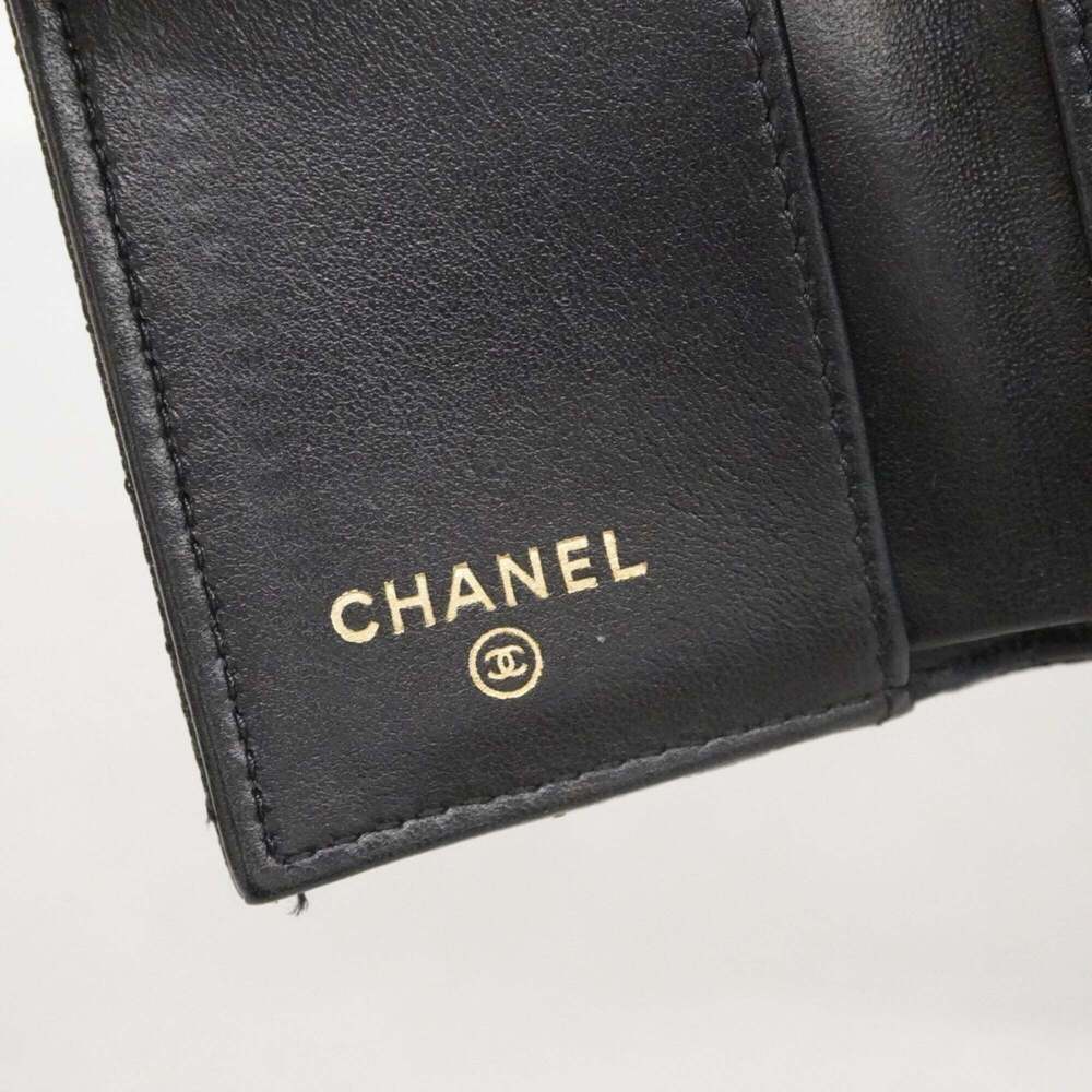 CHANEL Black Caviar Leather Wallet - Picture 4 of 8
